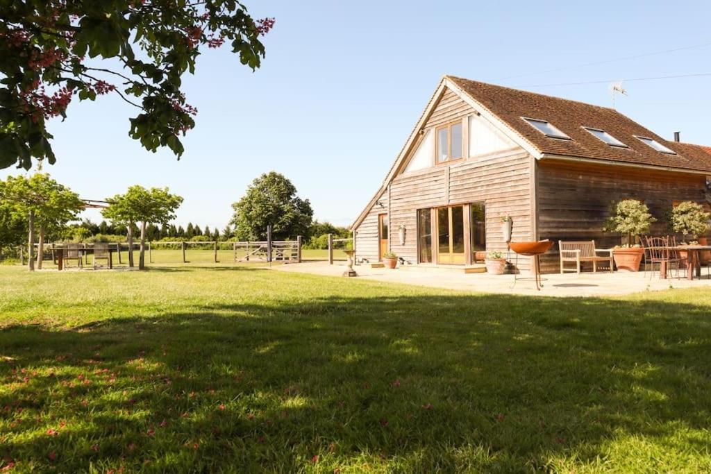 Moonlight Barn Villa Ascot  Exterior foto